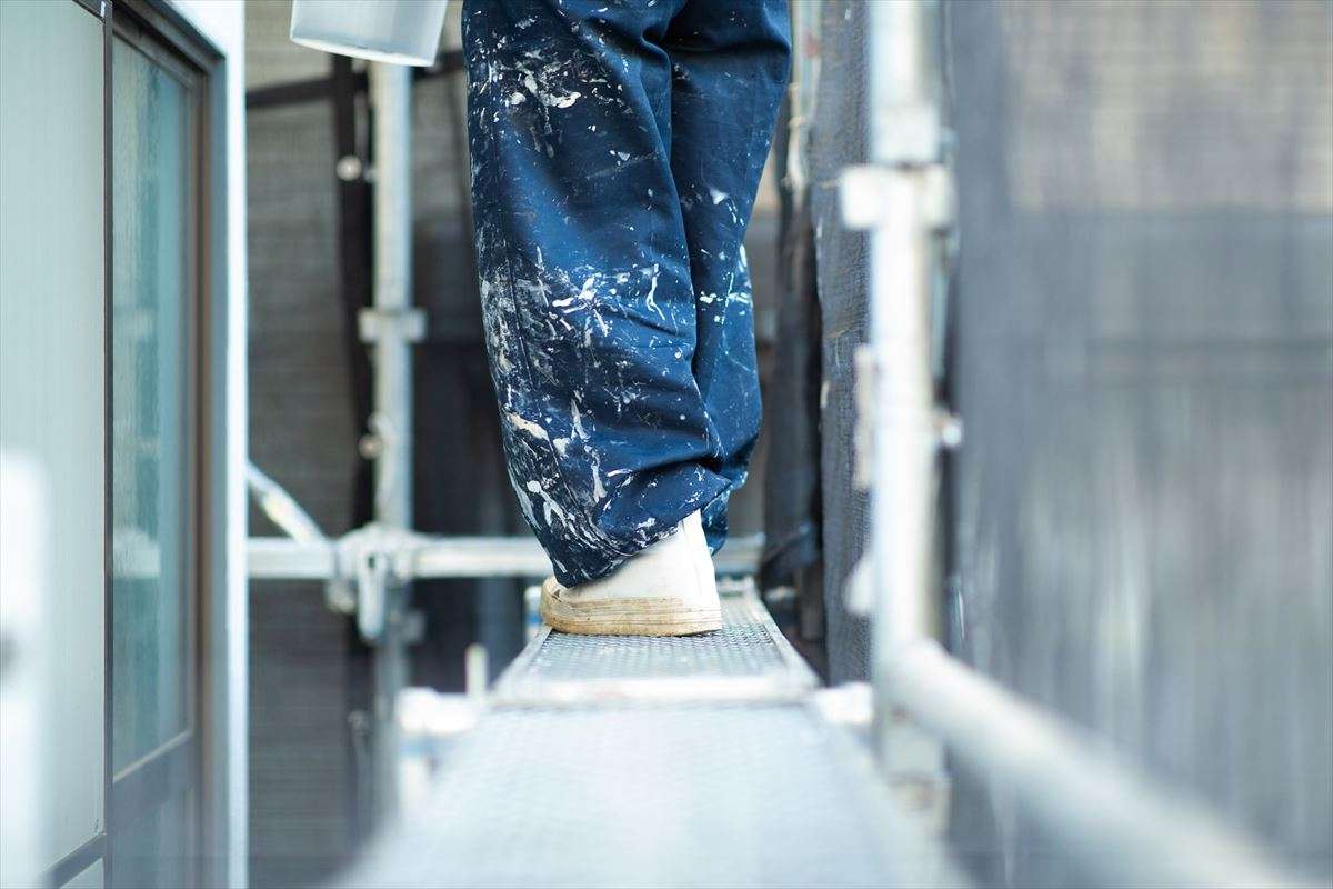 外壁塗装での塗料の飛び散りの対処法